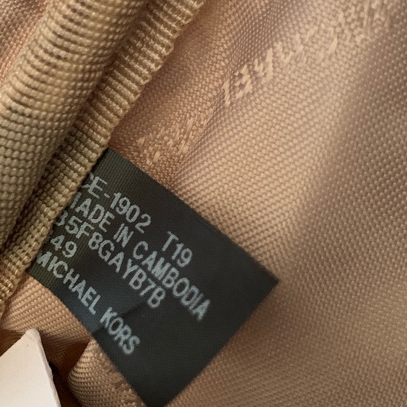 Mk authentic backpack - Picture 3 of 6